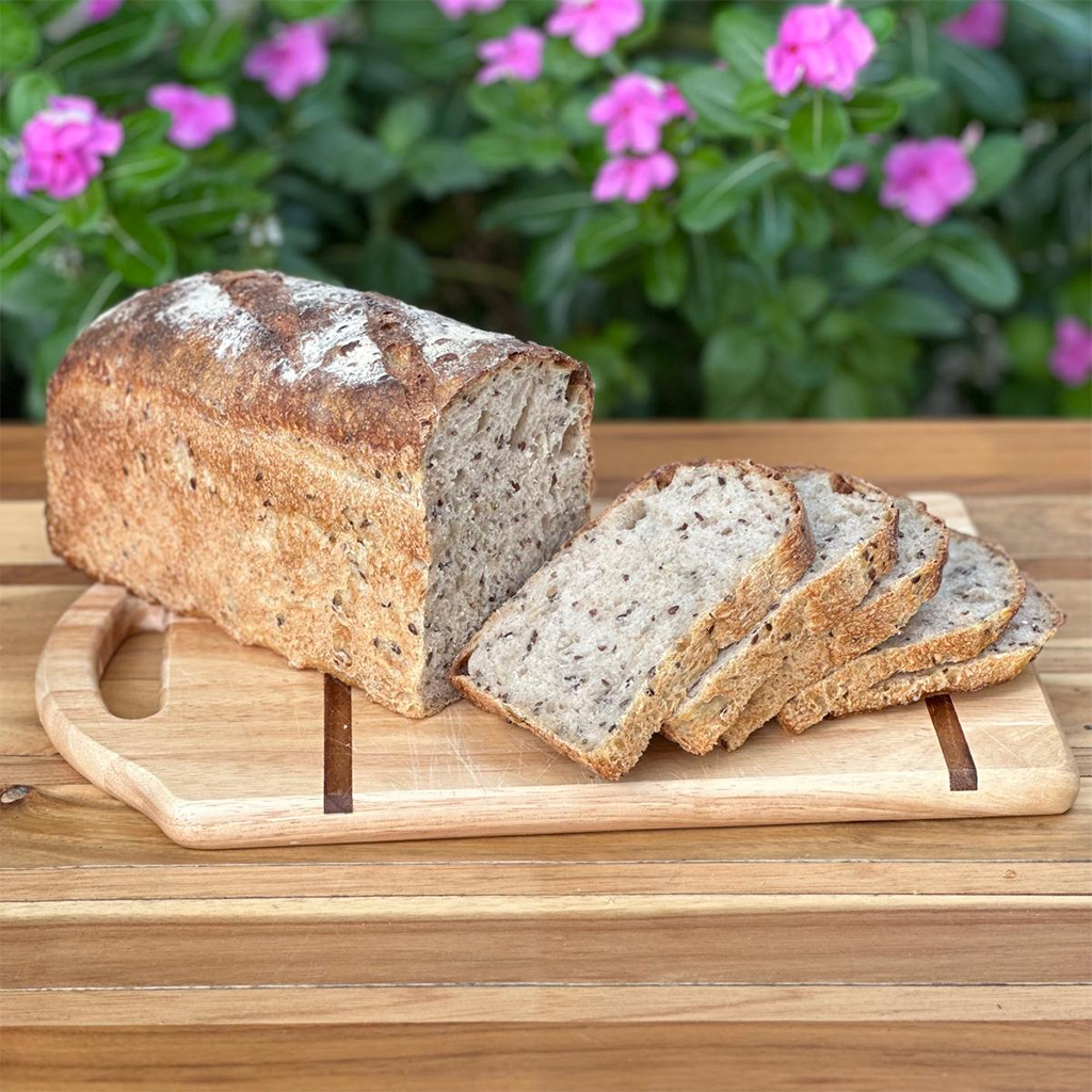 MLKÅ Bakery - Sourdough Seeded Sandwich Bread ,مخبز ملكة - ساندوتش ريفي مخمر بالبذور